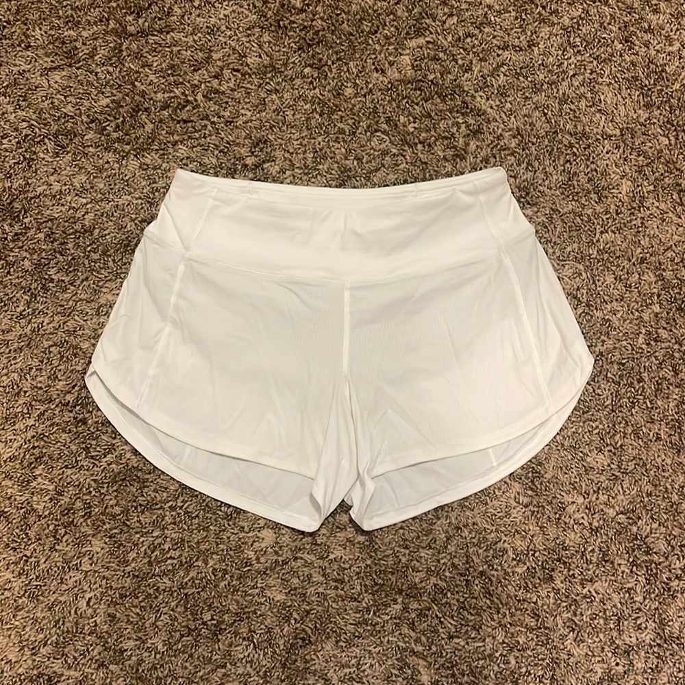 White Lululemon Speed Up shorts